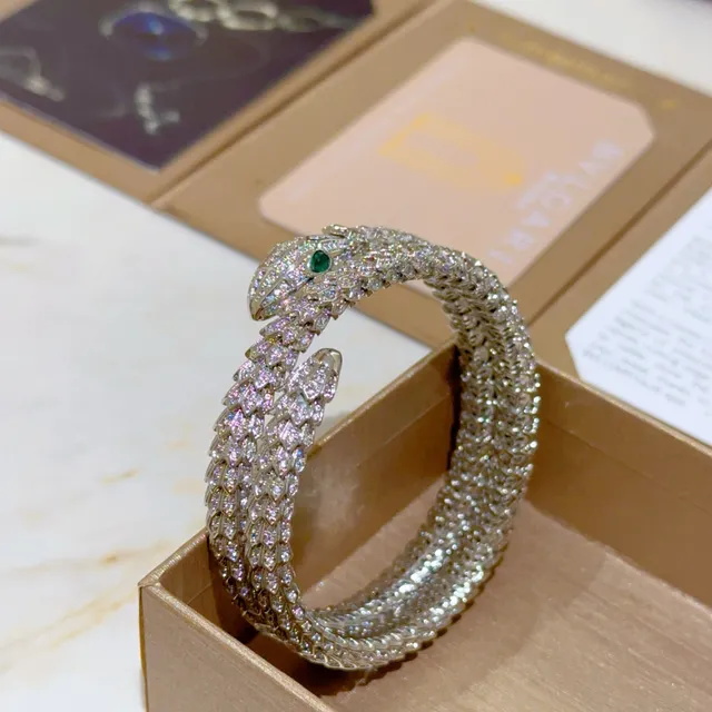 Bvlgari سوار فضي أخضر ثعبان ملتف Pavé-Set بلورات 9