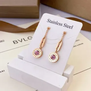 Bvlgari स्टेनलेस स्टील गुलाबी क्रिस्टल लोगो पेंडेंट ड्रॉप ईयरिंग्स