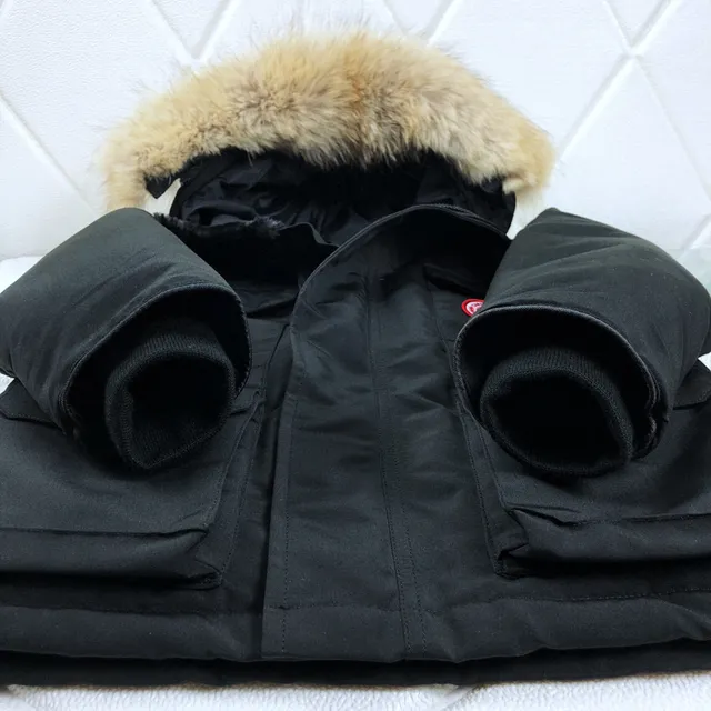 Canada Goose Expedition Red Beige Hooded Fur-Trimmed Parka 16