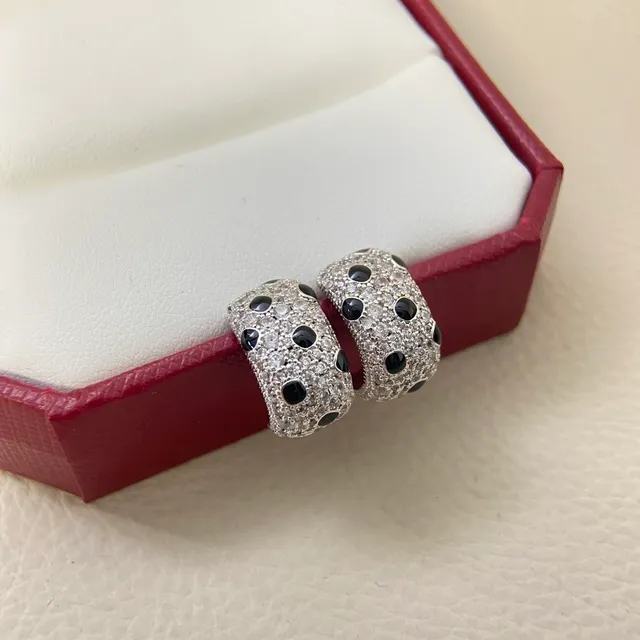 Anel Cartier Ouro Preto Pavé-Set com Forma de Domo de Banda 4