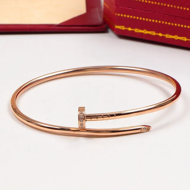 Cartier Juste un Clou Bracelet jonc ouvert avec fermoir motif clou or argent 9