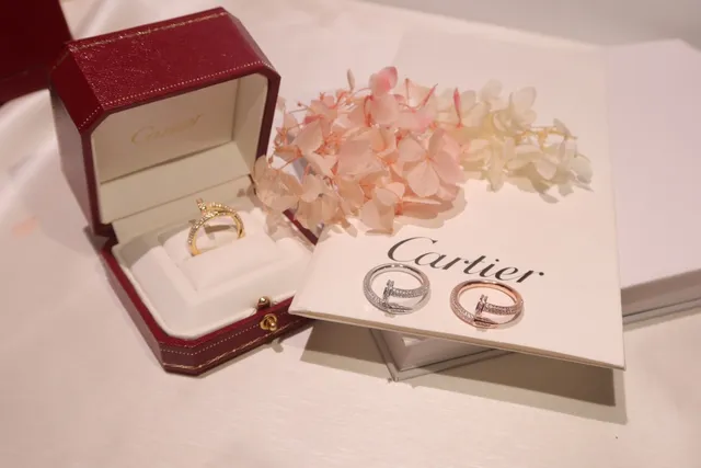 Cartier Juste un Clou Bague en or et argent Pavé-Diamond motif clou 8