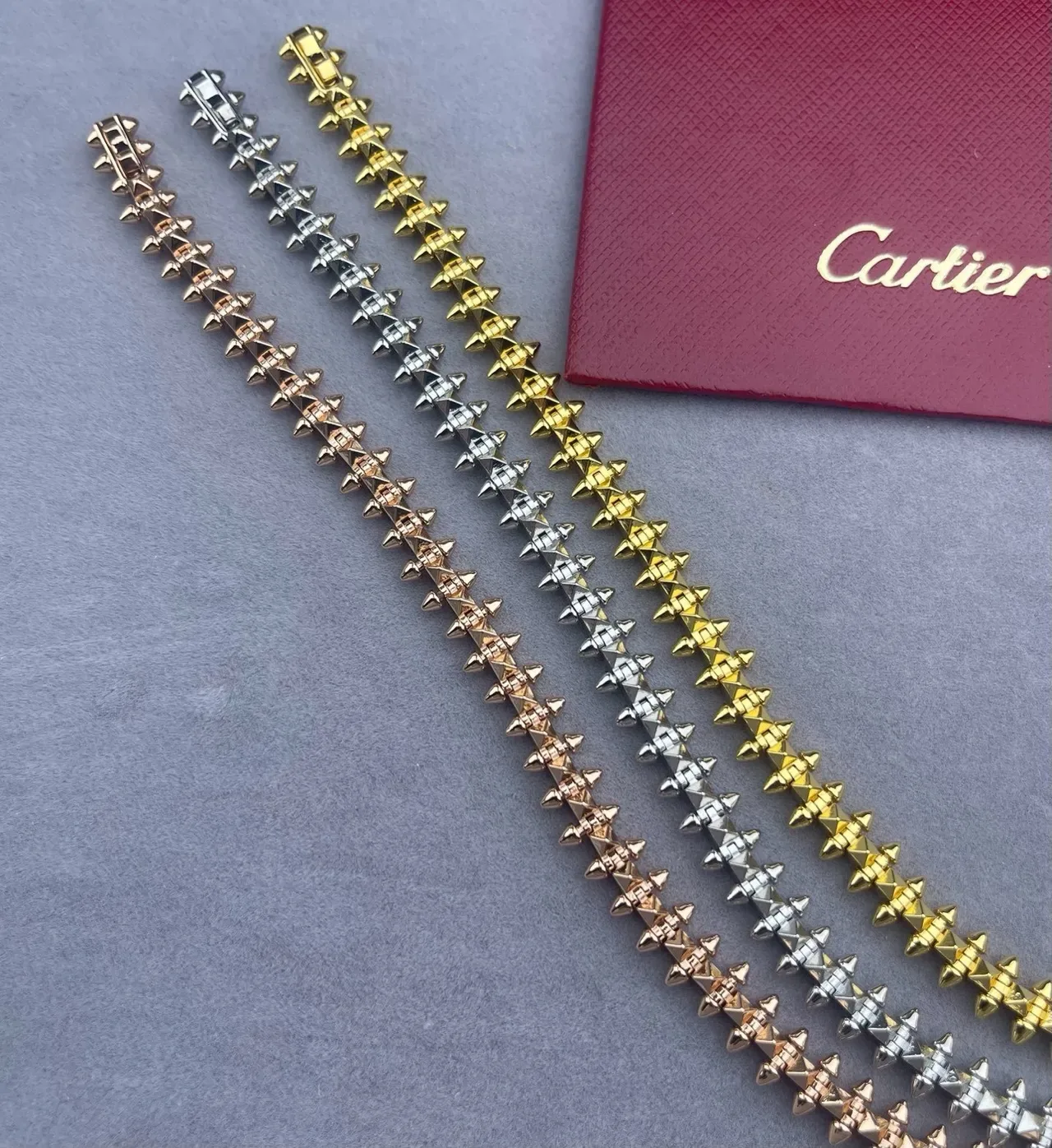 Bracelet Cartier Juste un Clou Or Argent Motif Clou Chaîne Enlacée 2