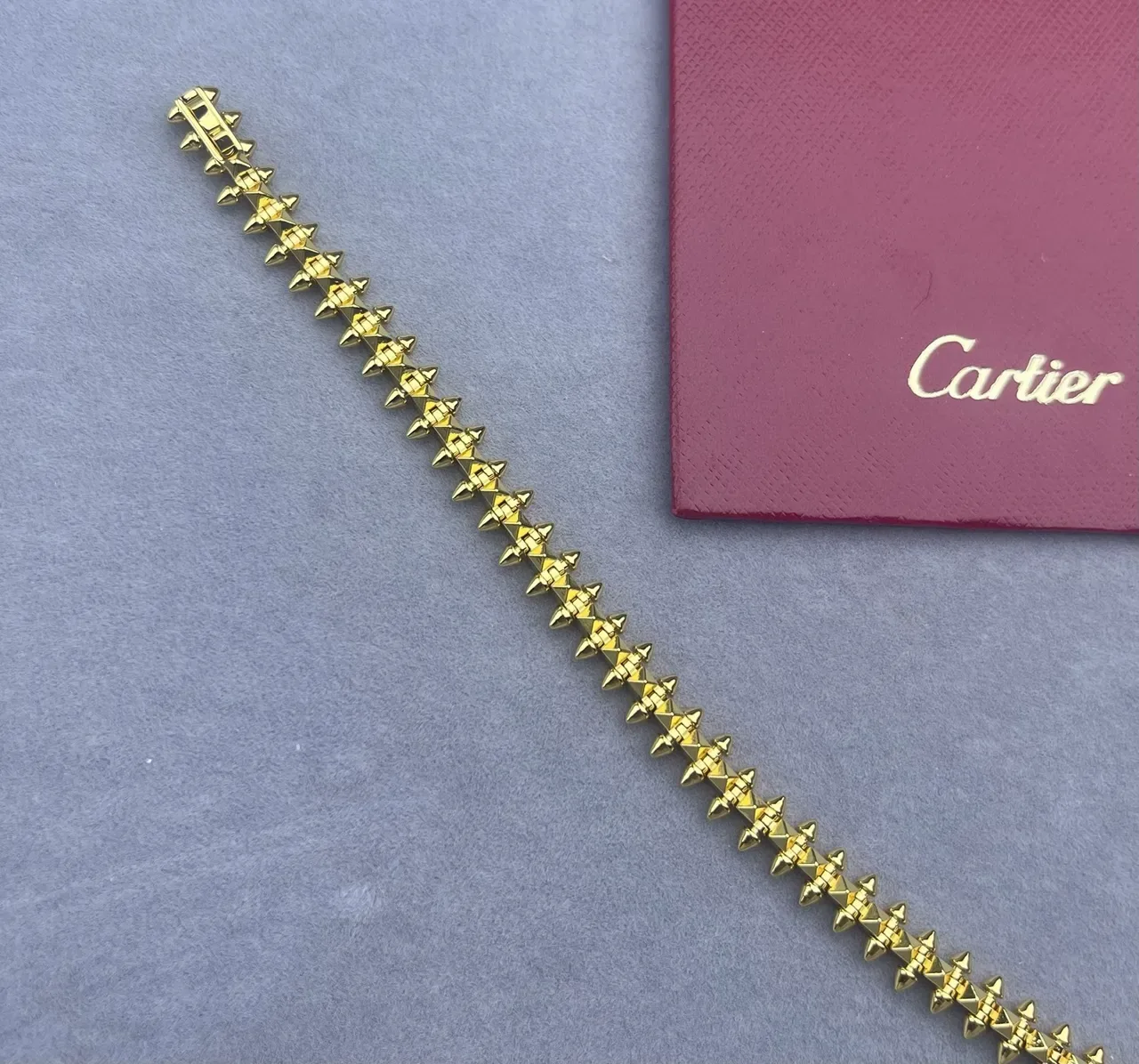 Bracelet Cartier Juste un Clou Or Argent Motif Clou Chaîne Enlacée 3