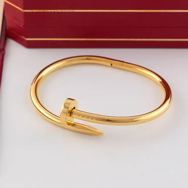 Cartier Juste un Clou Motif Clou Pavé Cristal Bracelet Bangle à Charnière 4