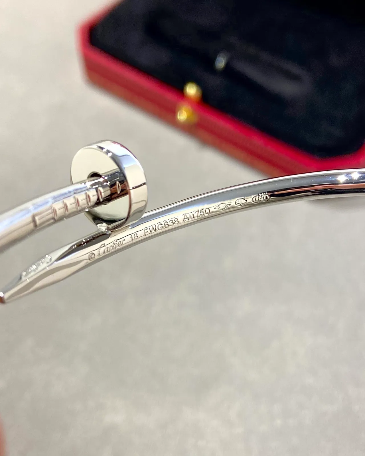 Cartier Juste un Clou Pulseira Aberta de Prata Polida com Cabeça de Prego 5