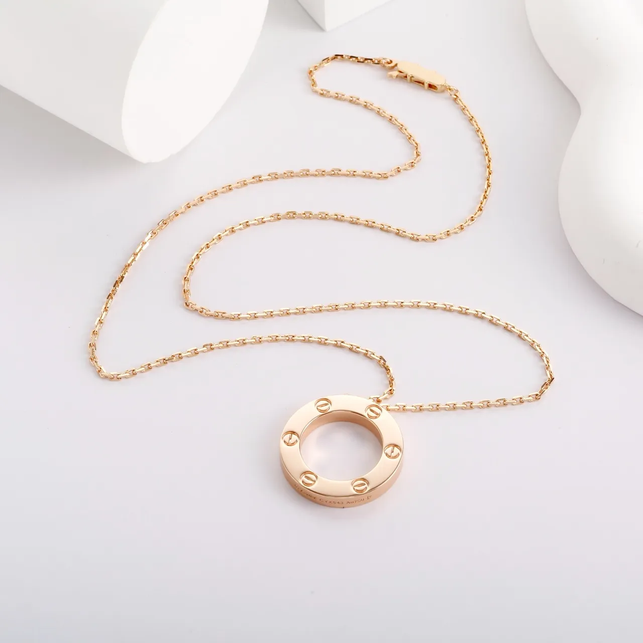 Cartier Love Anneau Circulaire Ouvert Motif à Vis Or Rose Collier 6