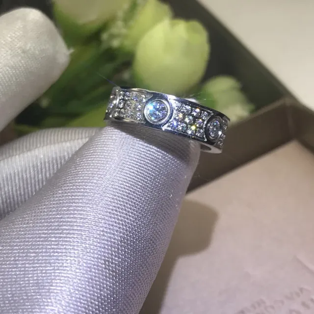 Bague Cartier Love Pavé-Set Triple-Screw Large Bande 3