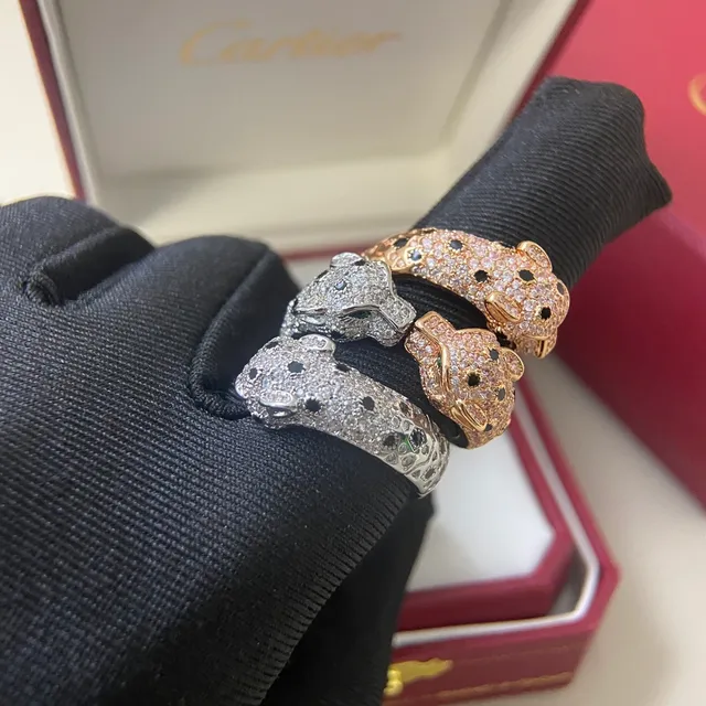 Bague Cartier Panthère Tête de Panthère Pavé Diamond Onyx 2