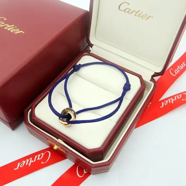 Cartier Trinity গোলাপি কর্ড ব্রেসলেট 4
