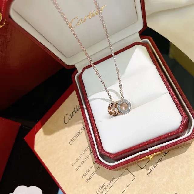 Cartier Trinity Triple Interlocking Rings Necklace 4