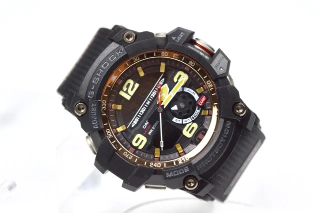 Casio G-Shock GA-100 Black and Gold Sports Watch 6