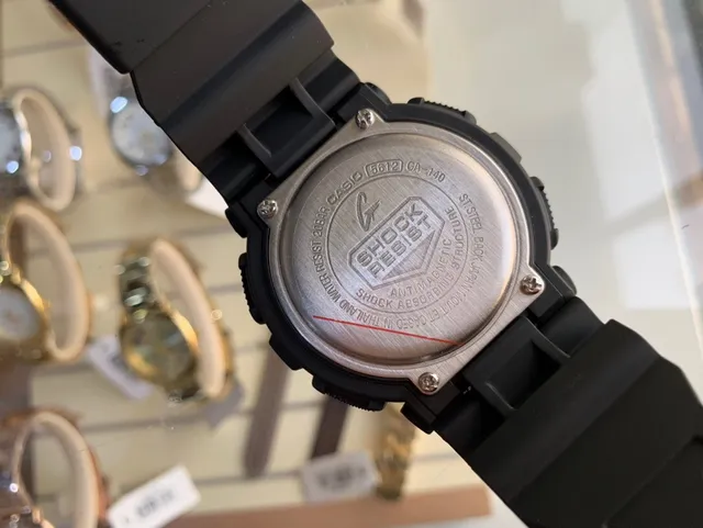 Casio G-Shock GA-100 Preto Vermelho Dourado Relógio Esportivo 3