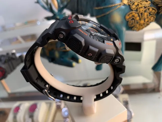 Casio G-Shock GA-100 Preto Vermelho Dourado Relógio Esportivo 4