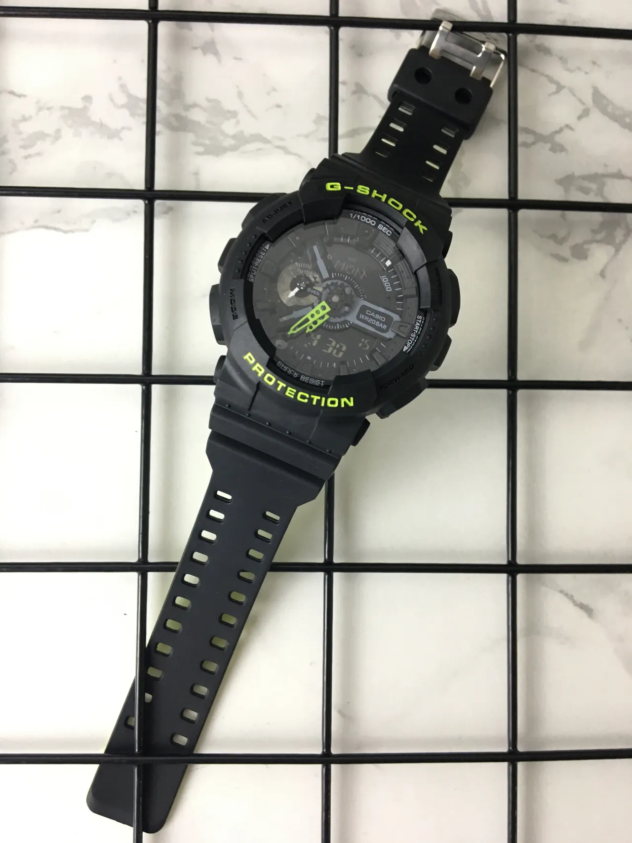 Casio G-Shock GA-110 Noir et Vert Lime Montre Sport 6
