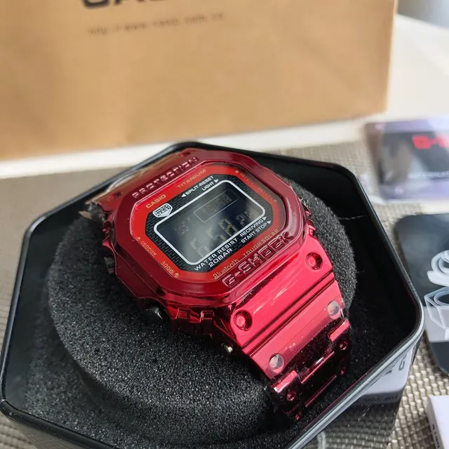 Casio G-Shock GA-2100 Relógio Esportivo de Titânio Transparente Vermelho 5