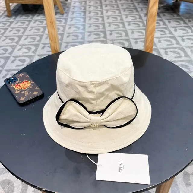 Celine Beige Black Off-White bande de tissu chapeau bucket 3