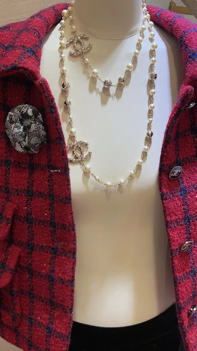 Chanel Beige Gold Multi-Strand Pearl-and-Chain Necklace 4