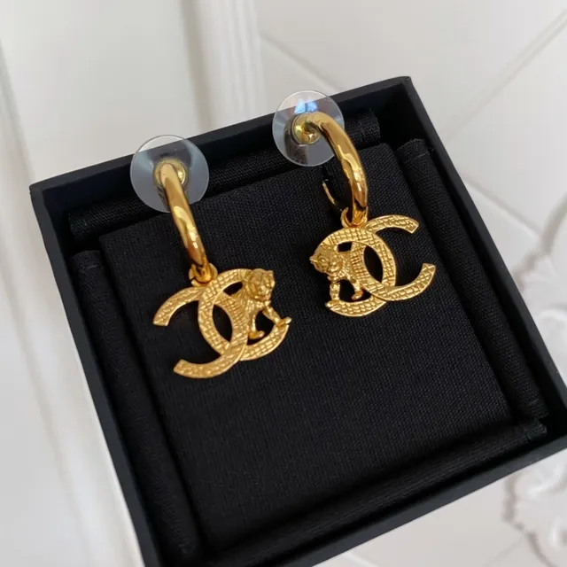 Chanel 幻想珠宝 Gold-Tone Lion CC 圈耳耳环 8