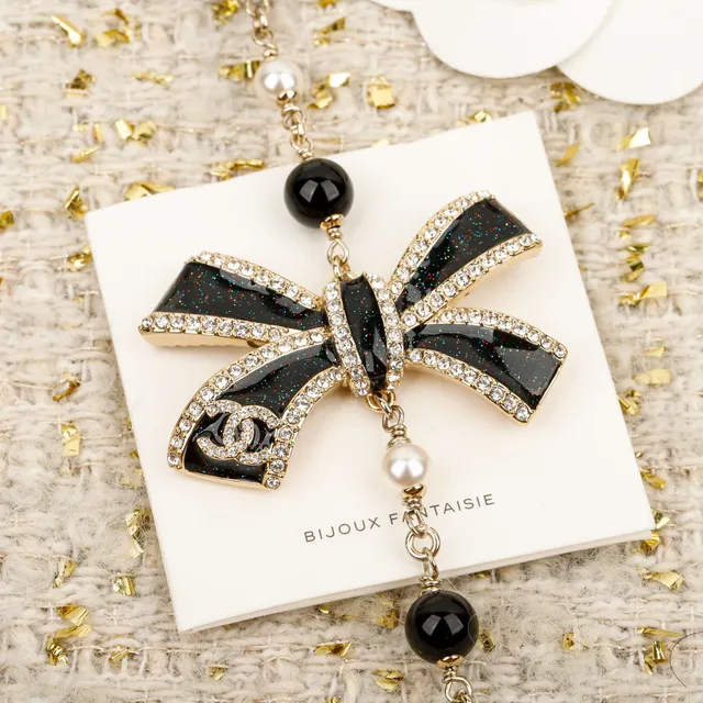 Chanel Black Pink Pearl-Strung Chain Enamel Bow Pendant Necklace 4