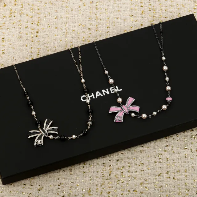 Chanel Black Pink Pearl-Strung Chain Enamel Bow Pendant Necklace 7