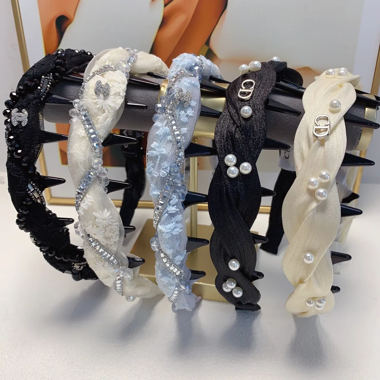 Chanel Black White Crystal-Embellished Lace-Trimmed Jewelry 2