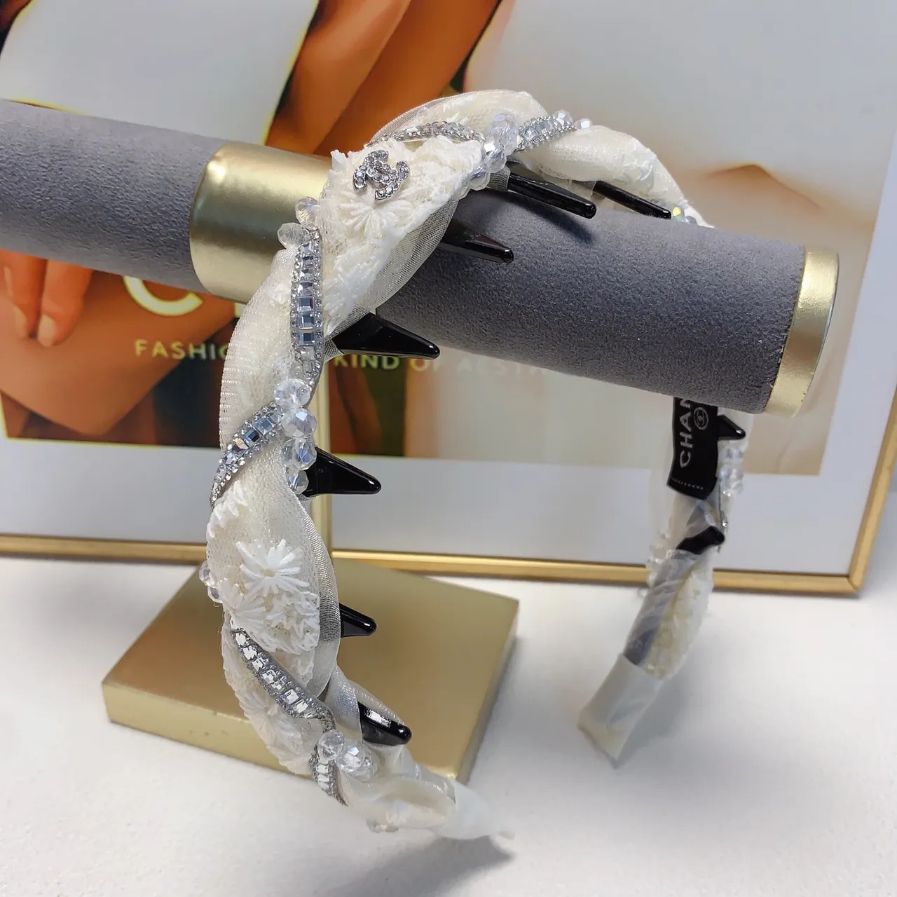 Chanel Black White Crystal-Embellished Lace-Trimmed Jewelry 4