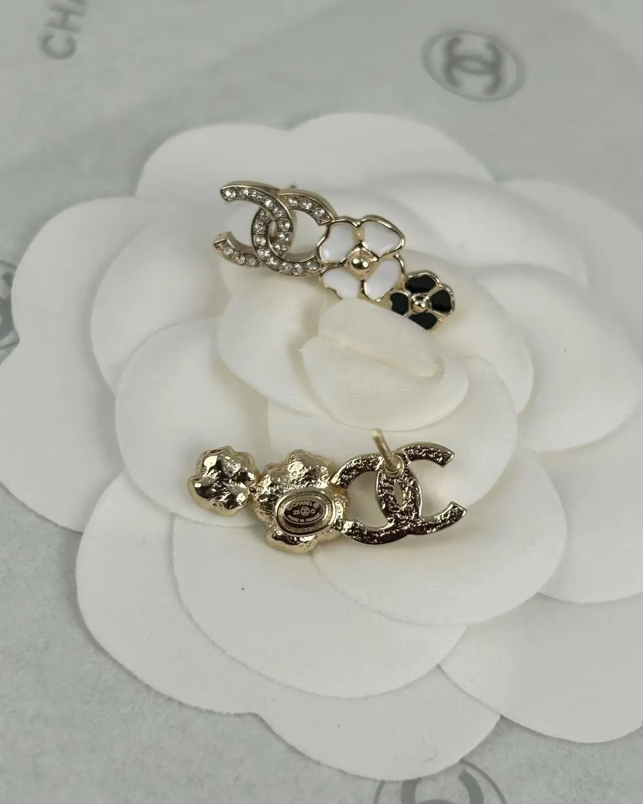 Chanel Camellia CC Gold-Tone Enamel Stud Earrings 3