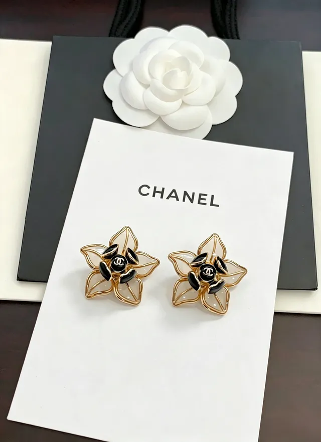 Chanel Camellia Flower Gold Black Floral Stud Metal Earrings 5