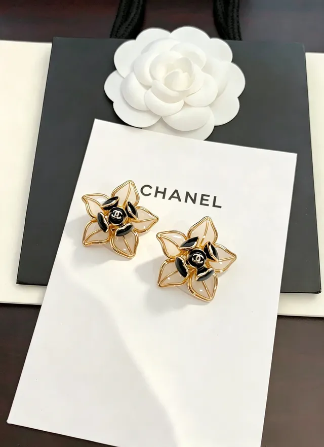 Chanel Camellia Flower Gold Black Floral Stud Metal Earrings 7