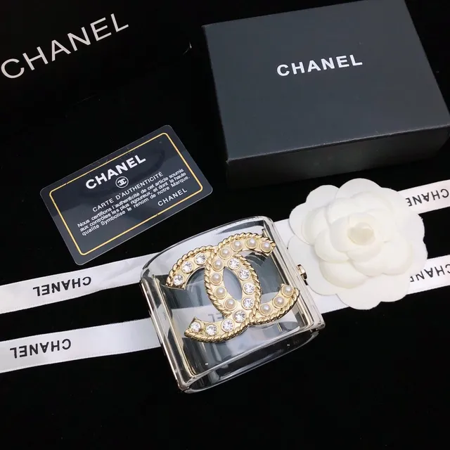 Chanel CC Bracelet Transparent Gold Acrylic Cuff Logo Bracelet 4