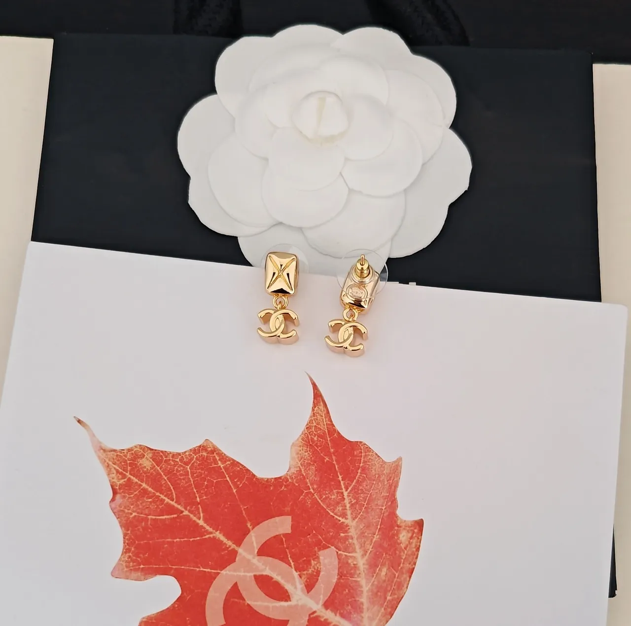 Chanel CC Logo Gold Black Faceted Stud Earrings 3