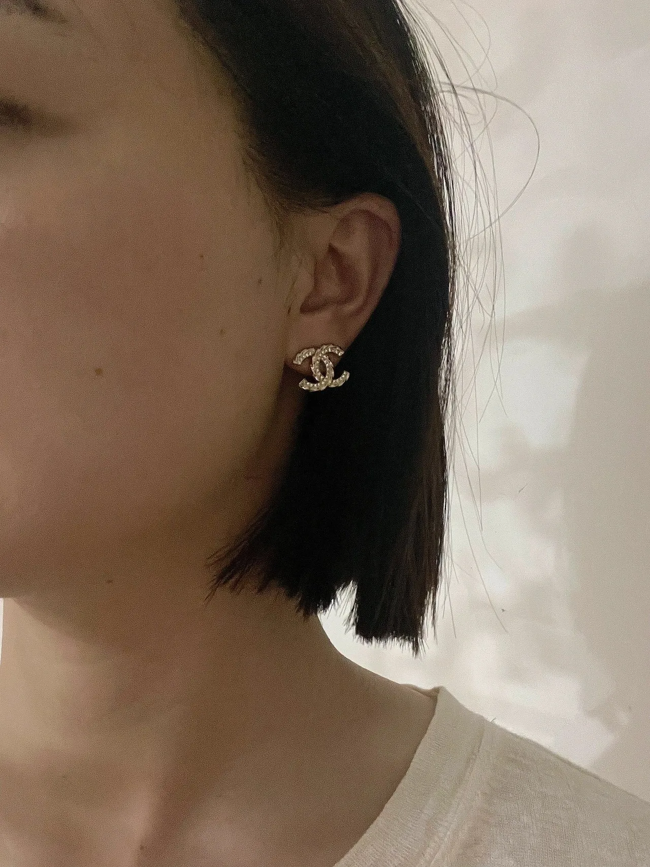Chanel CC Logo Pavé Gold Silver Interlocking Crystals Earrings 8