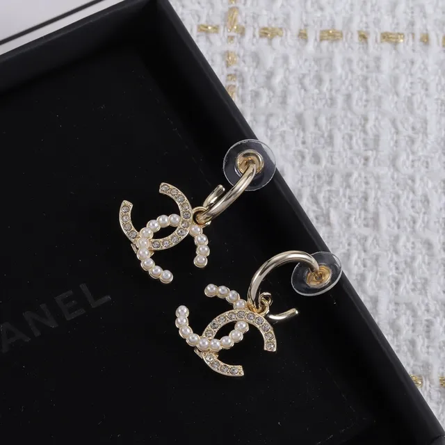 Chanel CC Pearl and Crystal Earrings 6