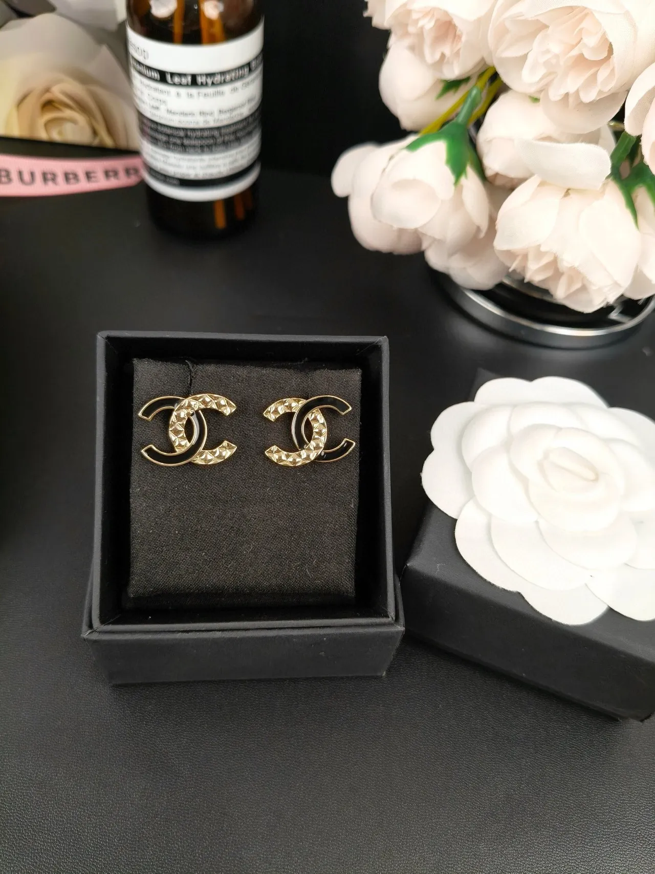 Chanel CC Pink Gold Interlocking Logo Enamel Earrings 10