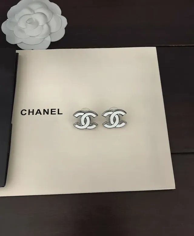 Chanel CC White Silver Interlocking Logo Enamel-Filled Earrings 4