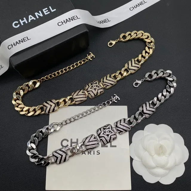 Chanel Crystal-Embellished Chevron Link Bracelet 4