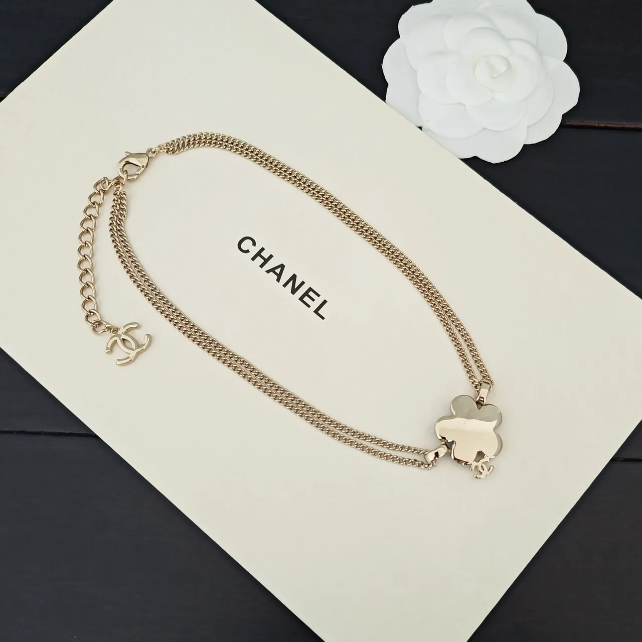 Chanel Floral Pendant Gold-Tone Chain Necklace 2