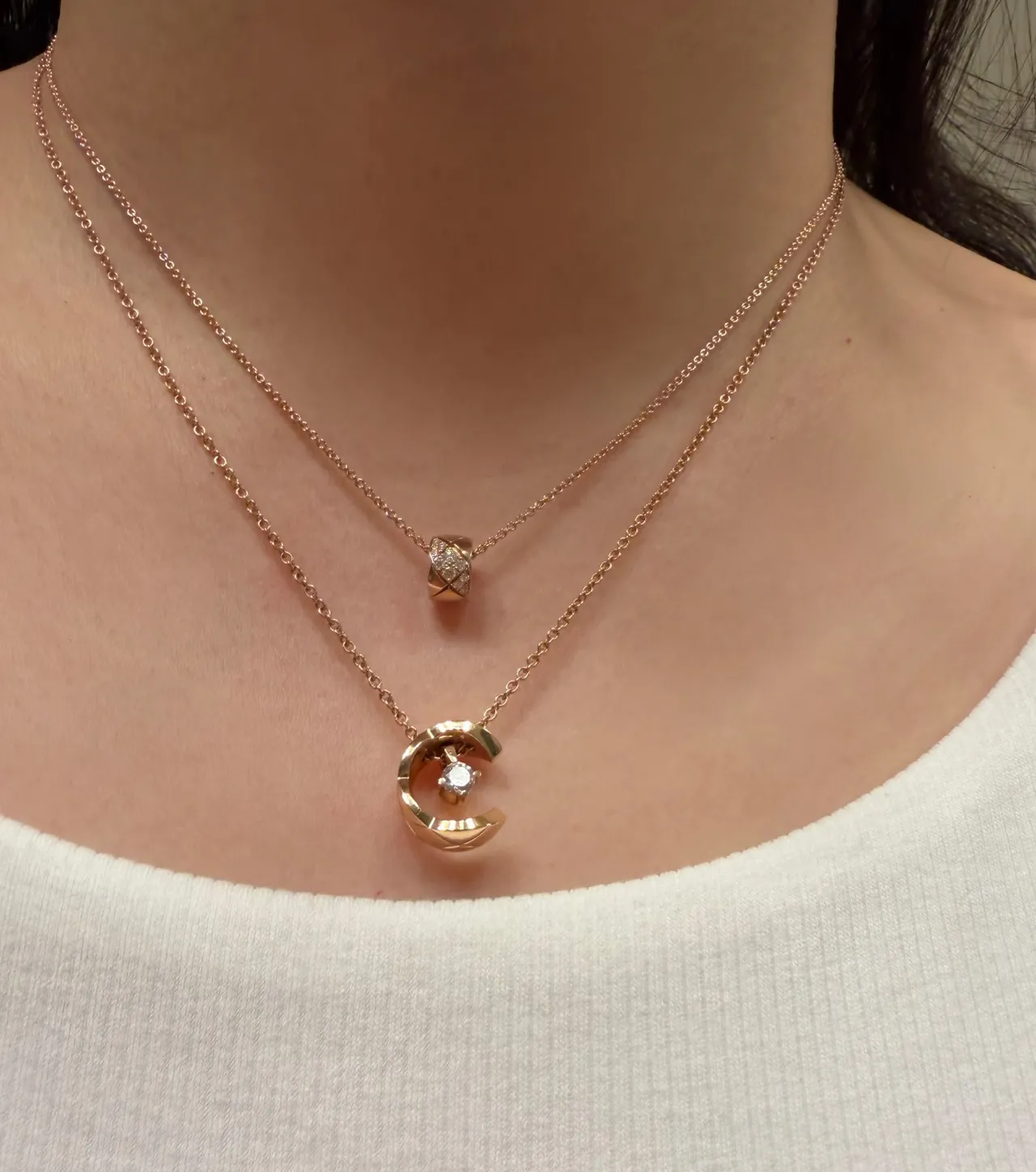 Chanel Chaîne Transparente en Or Pendentif Ovale Pavé-Diamant 9