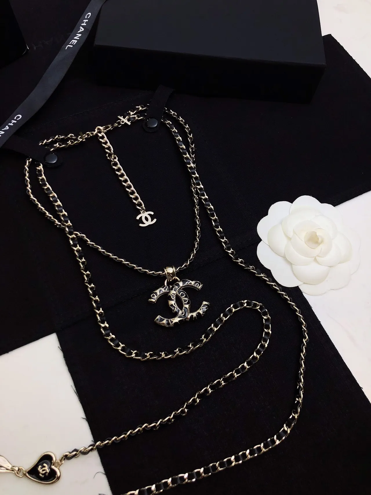 Chanel Collier Multi-Chaîne CC Or Noir Chaînes En Couches Collier Métal 6