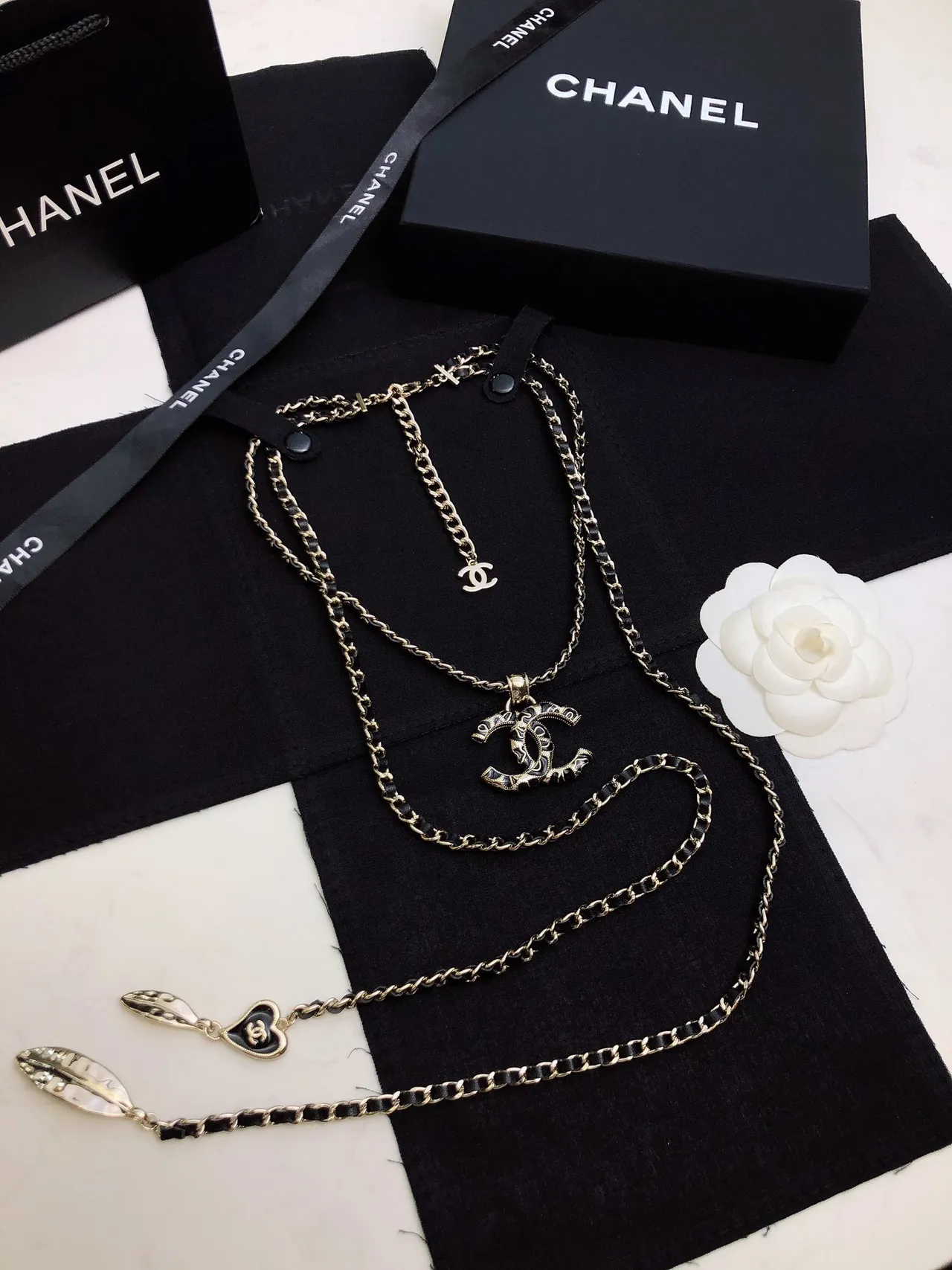 Chanel Collier Multi-Chaîne CC Or Noir Chaînes En Couches Collier Métal 8