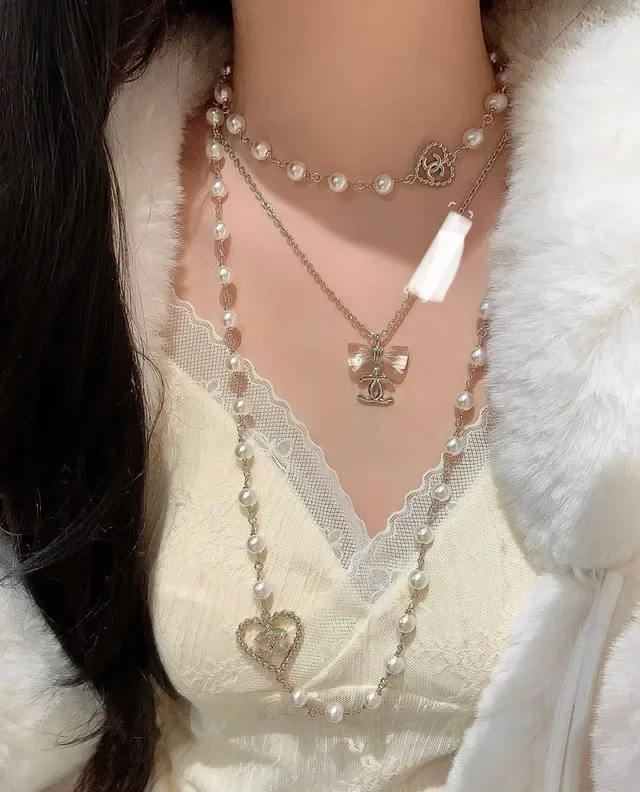 Chanel Pérola e CC Logo Star Charm Colar Multicamadas 12