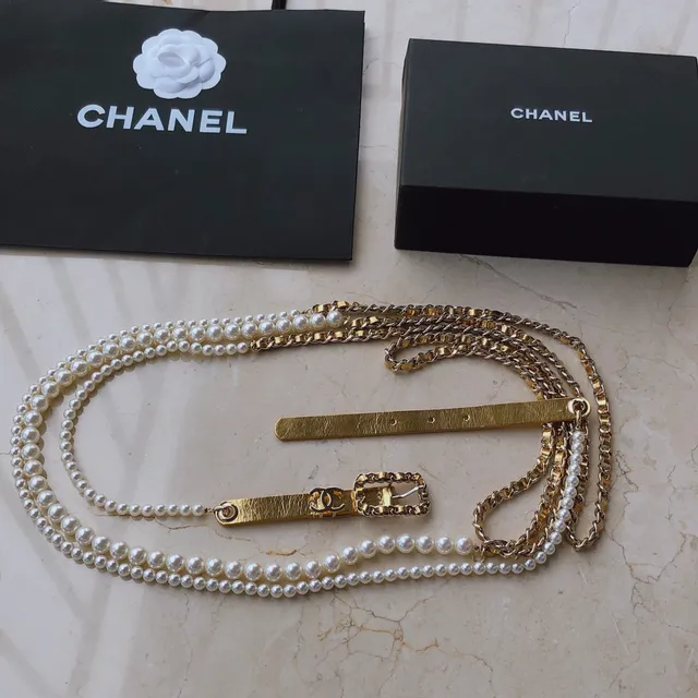 Chanel Pearl and Chain Belt Gold White Hardware Leather Belt 5