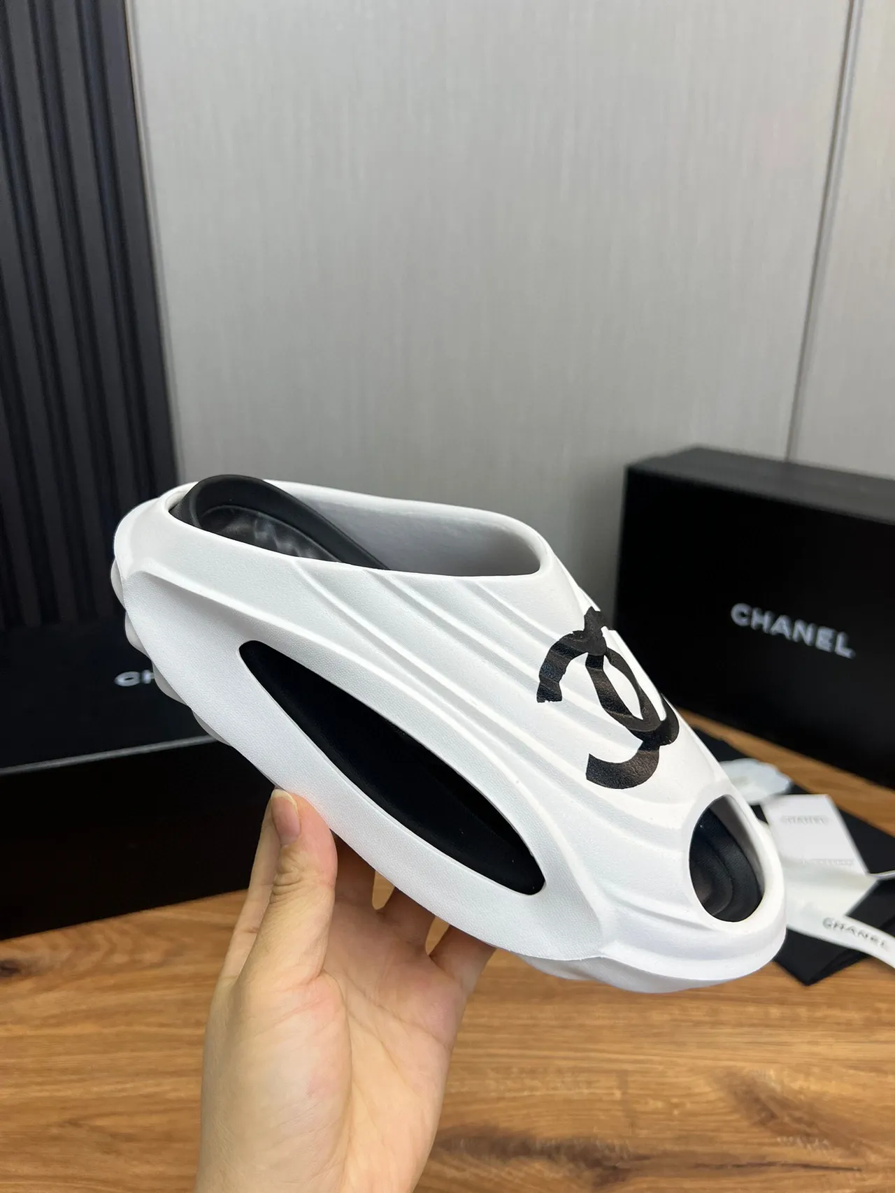 Chanel Rubber Slide White Black Molded Interlocking CC Logo Slippers 7