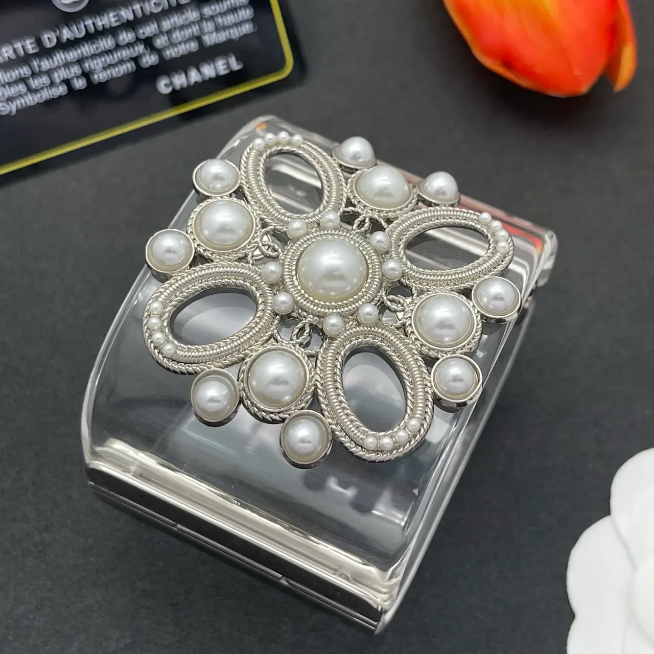 Chanel Silver White Pearl-Embellished Rope-Twist Metalwork Brooch 6