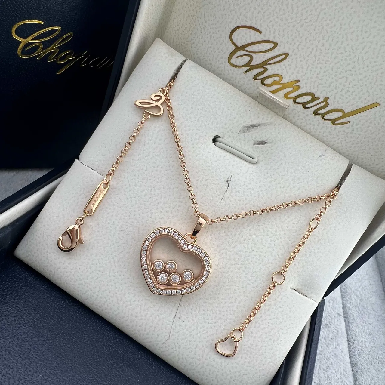 Chopard Happy Hearts Colliers pendentif cœur diamant or rose et or blanc 3