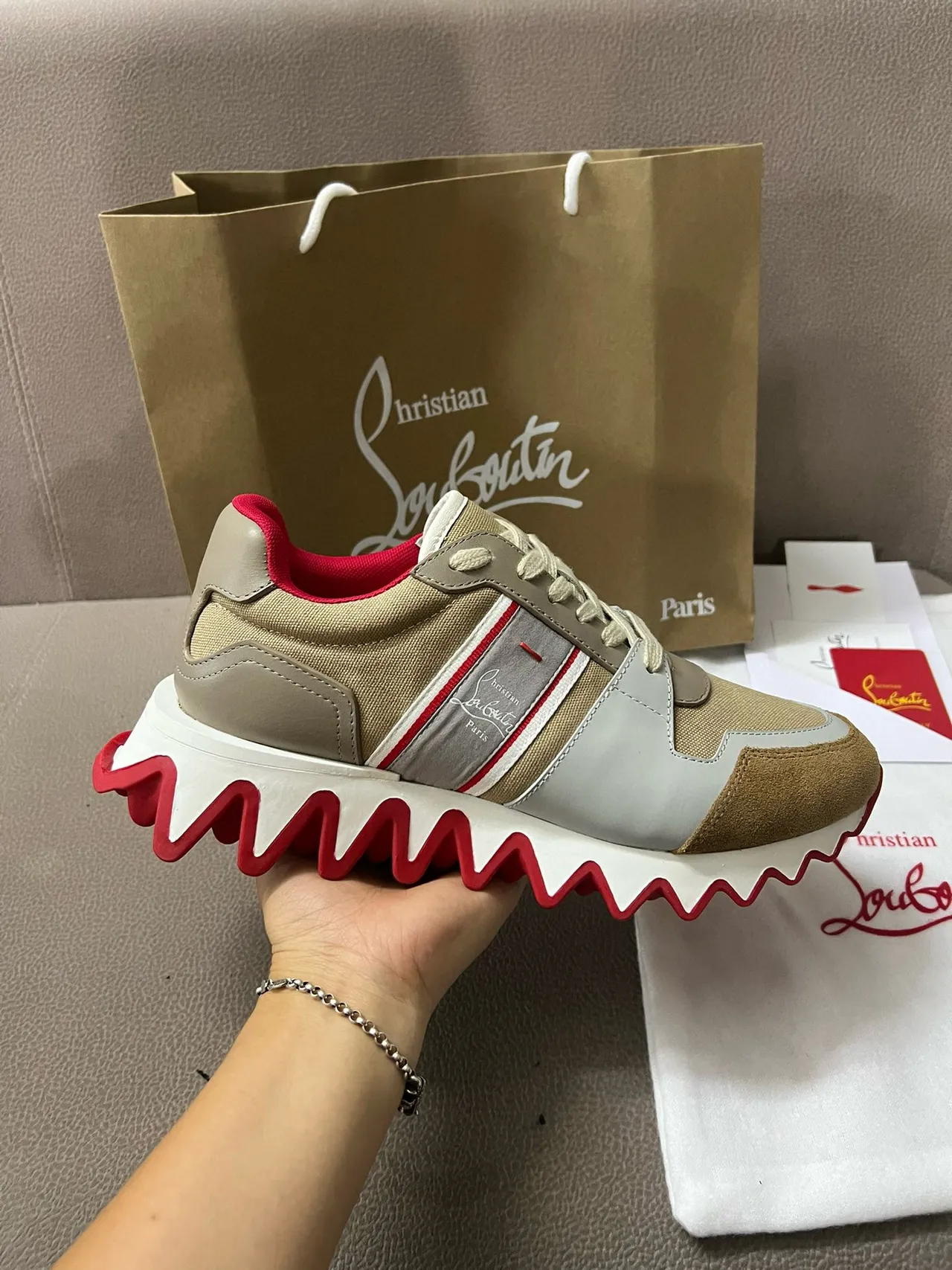Christian Louboutin Beige Rouge Multi-matériau Haut Zigzag Semelle Intermédiaire Sneakers Chunky 2