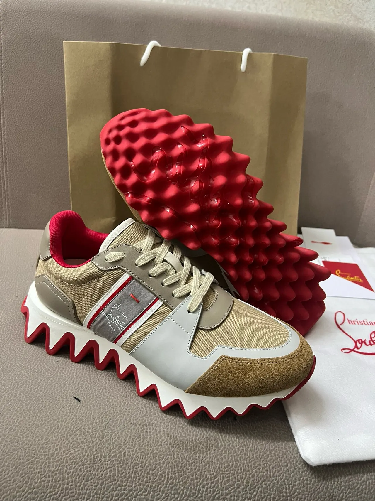 Christian Louboutin Beige Rouge Multi-matériau Haut Zigzag Semelle Intermédiaire Sneakers Chunky 3