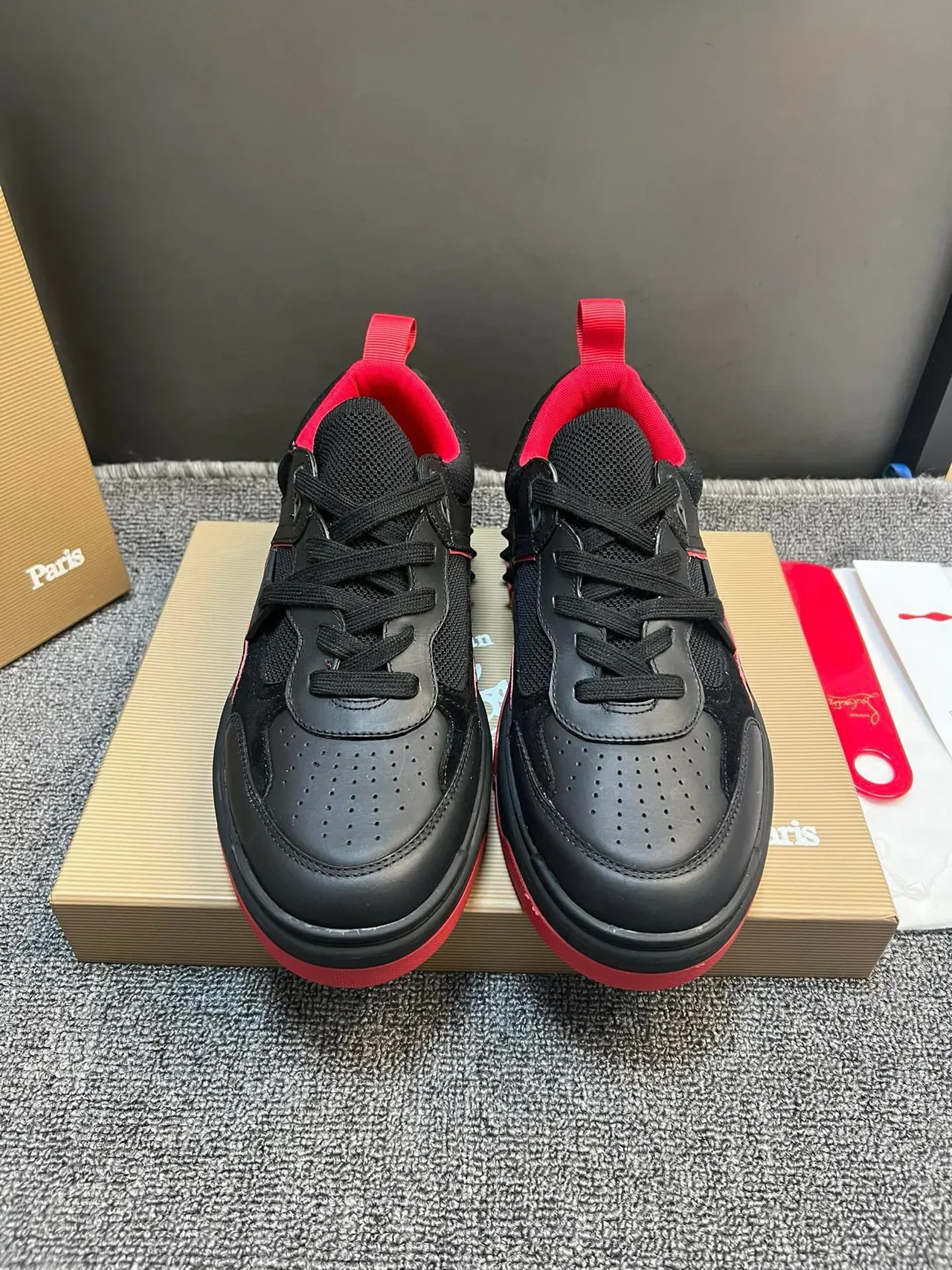Christian Louboutin Noir Rouge Talon à piques Contrefort Upper stratifié Sneakers Lifestyle 3