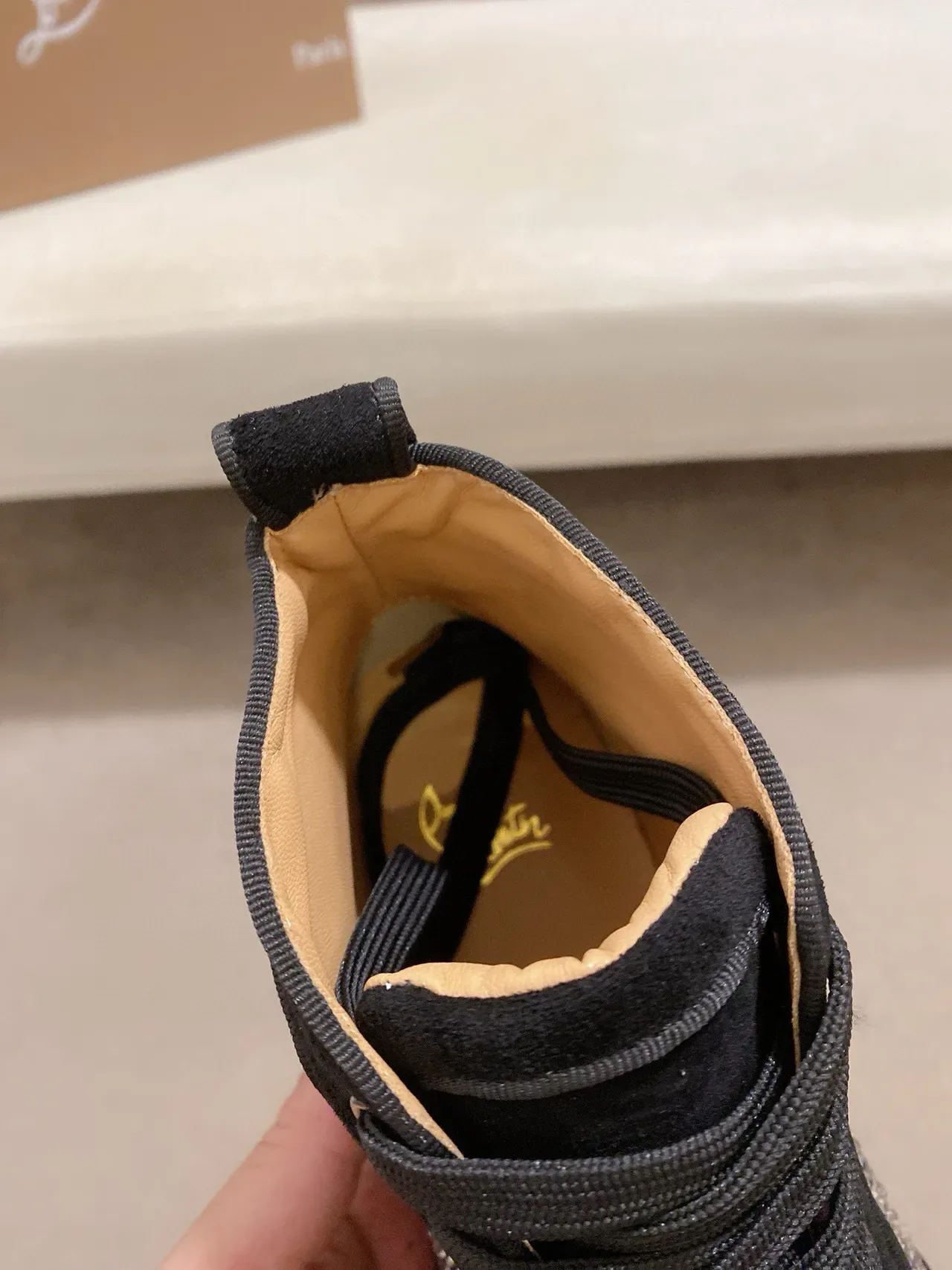 Christian Louboutin Sneakers Lifestyle Daim Noir Argenté avec Clous 6